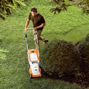 Tondeuse à gazon : 0 à 300m²