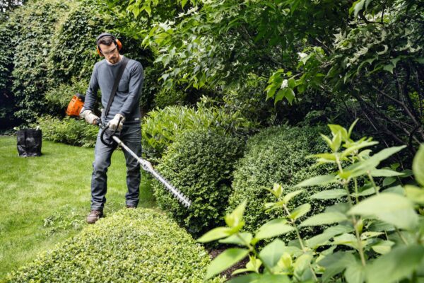 Outil Taille-haies pour CombiSystème STIHL - Taille-haie HL-KM 0° img