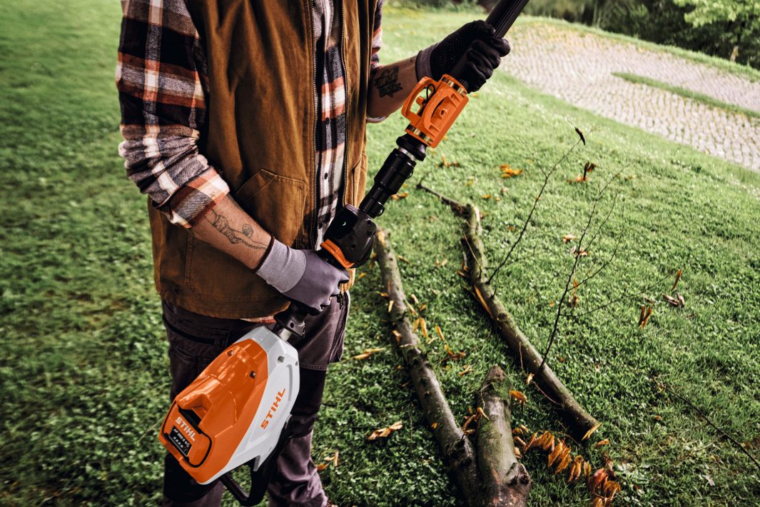 Perche élagage à batterie STIHL HTA 140 B Gamme AP - Mab.fr
